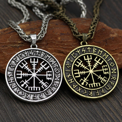 Vegvísir Elder Futhark Talisman